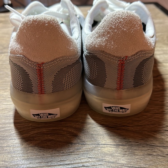 Vans like new size 12 - Picture 3 of 4